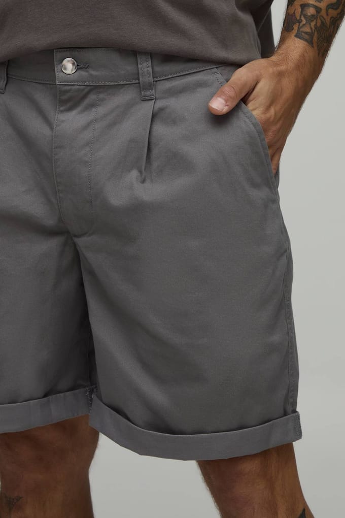 Ontspannen Short Met Middellange Pijp En Omgeslagen Zoom | Slate | Size Small