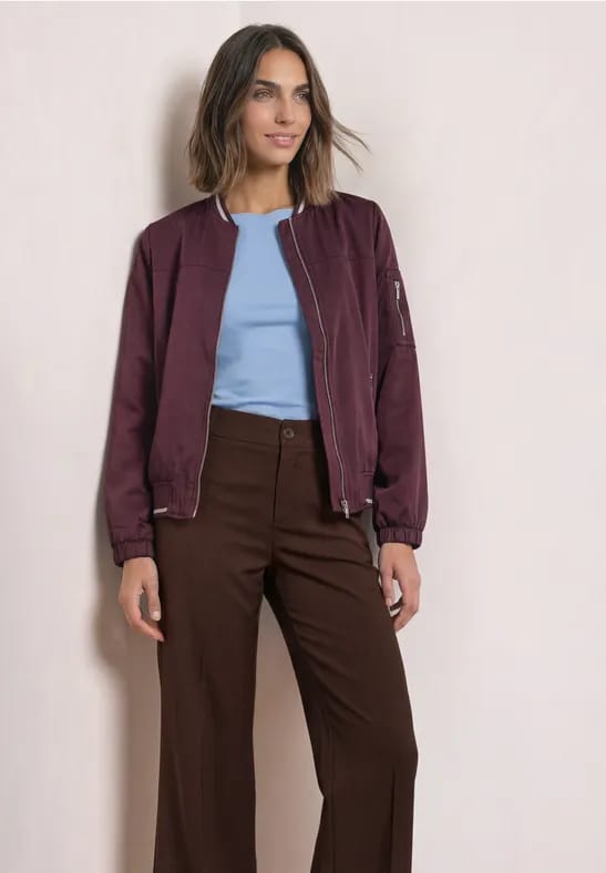 Satijnen blouson met streepjesdetails