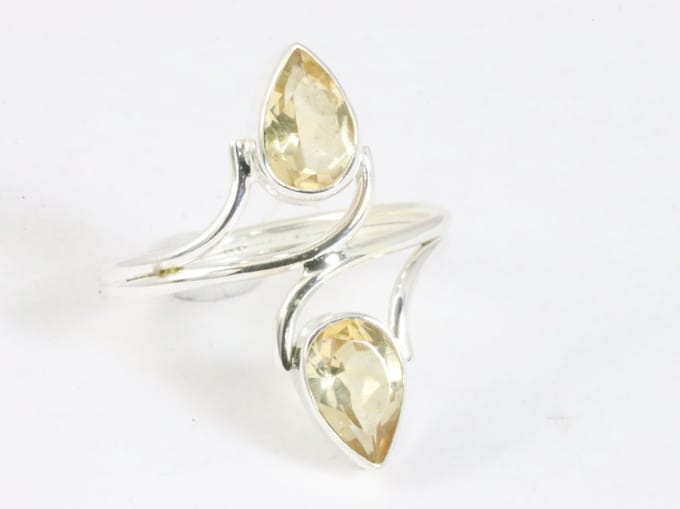 Fijne zilveren ring met citrien - maat 17