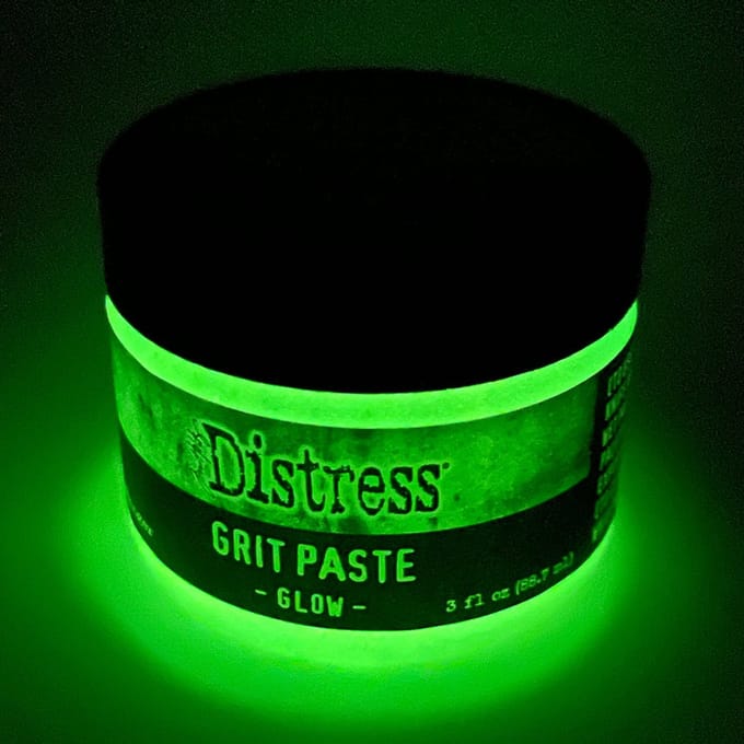 Distress Halloween grit paste - glow