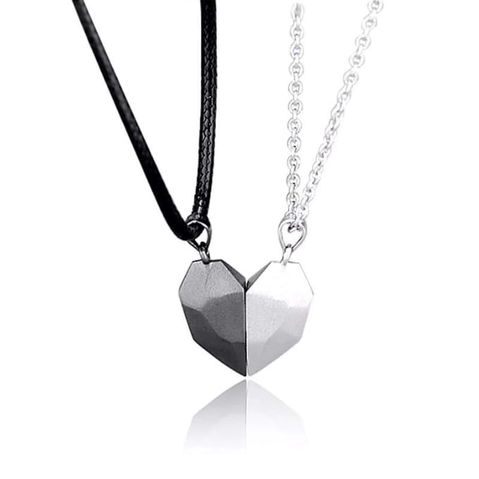 Koppelhanger, Wenssteen Magneet Ketting Set, Zwart en Wit Perzik Hart Drie-steen Ketting. wit