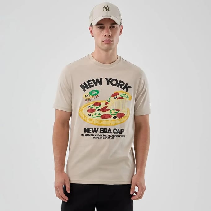 New Era Pizza T-shirt Met Korte Mouwen Beige S Man