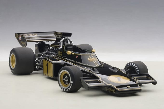 AUTOart 1/18 Lotus 72 E - 1973 #1 Fittipaldi