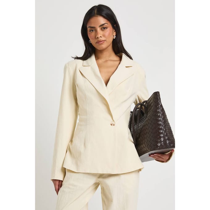 boohoo Dames Linnen getailleerde blazer met wrap-front | Ecru | Maat: 34
