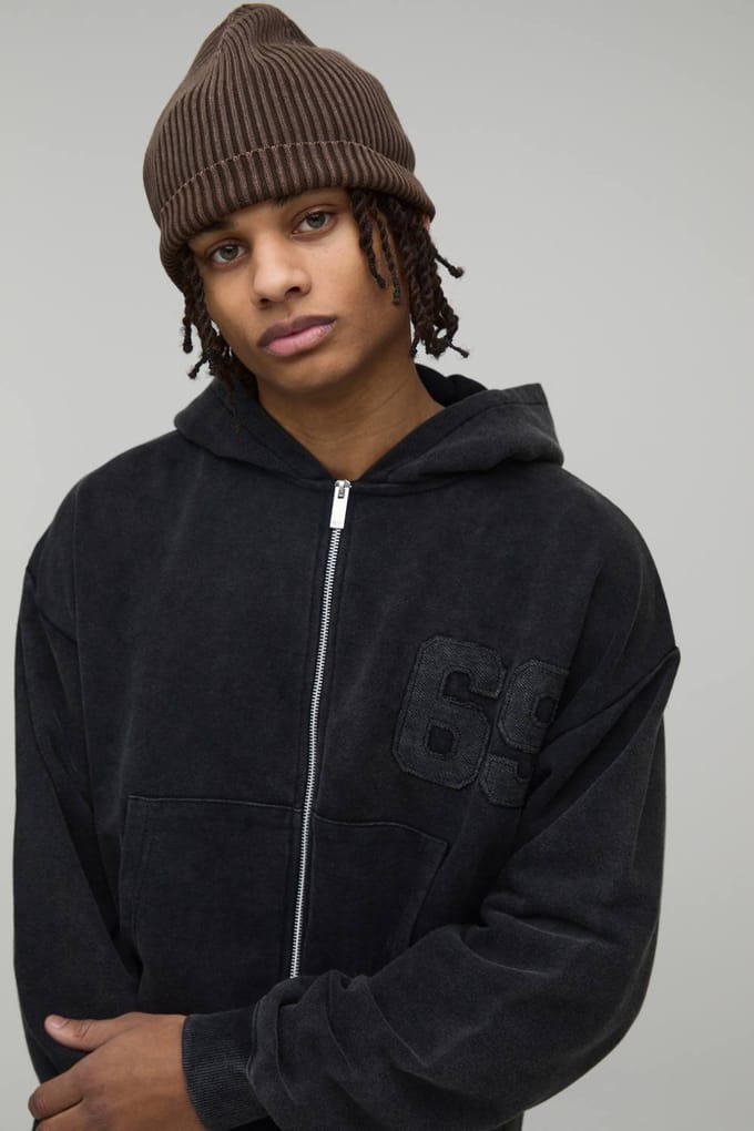 Verkort Model Trainingspak Met Applicatie, Distressed Wassing En Capuchon Met Ritssluiting | Charcoal | Size Medium