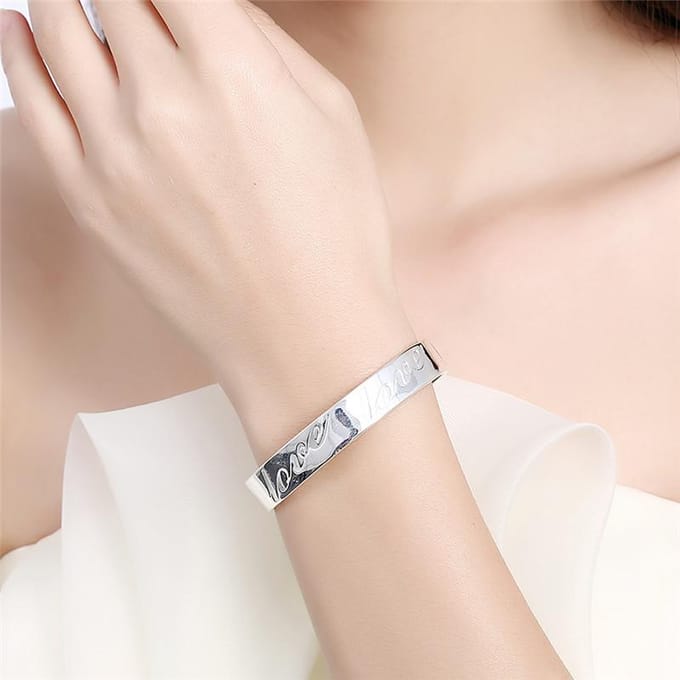 Bracelet de mode populaire Bijoux Bracelet LOVE Plaqué Argent Bracelet Ouvert pour Femmes gray