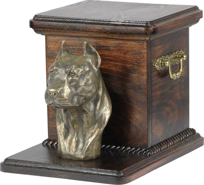 Elegante urn voor American Staffordshire Terrier met hondenbuste