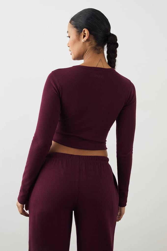 Dames DSGN Studio Geborduurd Shirt met Lange Mouwen | Bordeaux Rood | Maat: Large