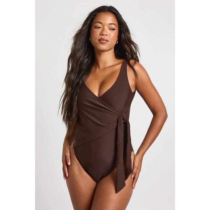 boohoo Dames Buikcontrolerende Badpak Met Wikkeldetail | Chocoladebruin | Maat: 36