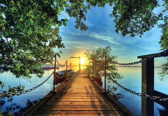 Fotobehang Path Pier Trees Boats Sunset  | PANORAMIC - 250cm x 104cm | 130g/m2 Vlies