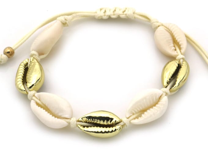Schelpenarmband - Boho - verstelbaar koord - wit - strandstijl