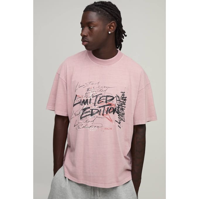 Gewassen Rood Oversized Gestapeld Limited Edition Print T-shirt | Red | Size Small