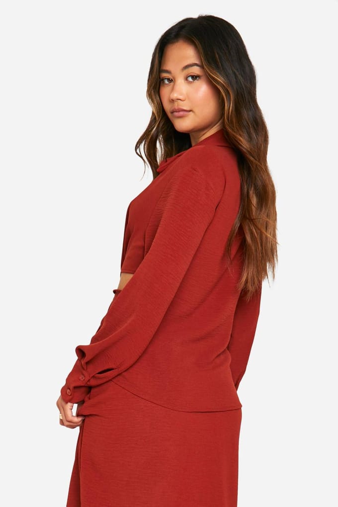 boohoo Dames Hammered Cut Out Waist Longline Shirt | Spice | Maat: 34