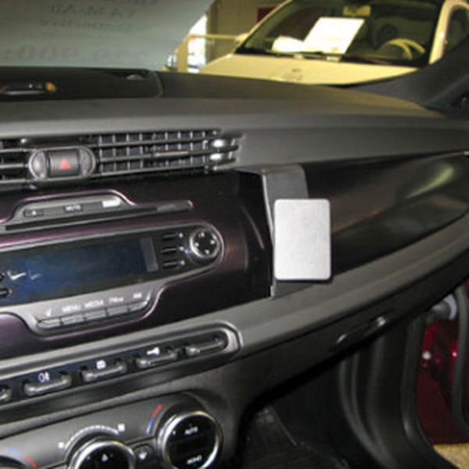 Brodit ProClip houder geschikt voor Alfa Romeo Giulietta 2010-2013 Angled mount