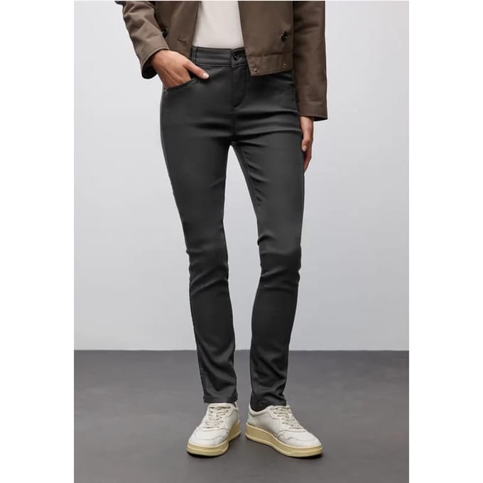Slim Fit gecoate broek