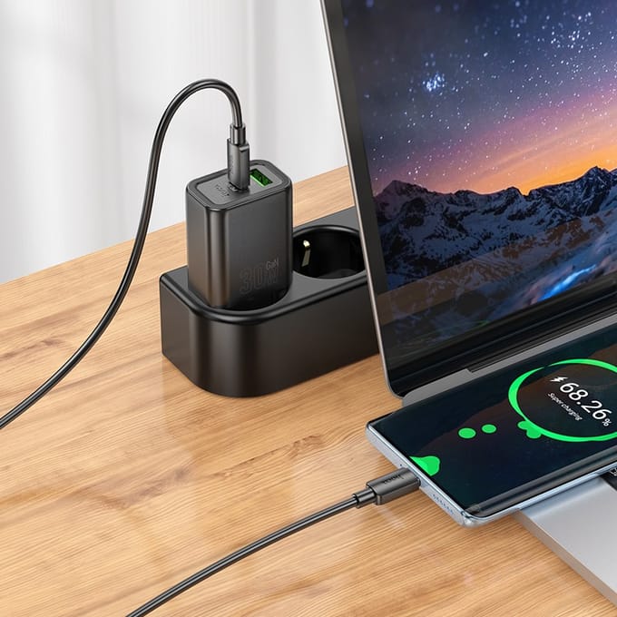 Hoco PD30W+QC3.0  dual port fastcharger USB-A USB-C - Zwart