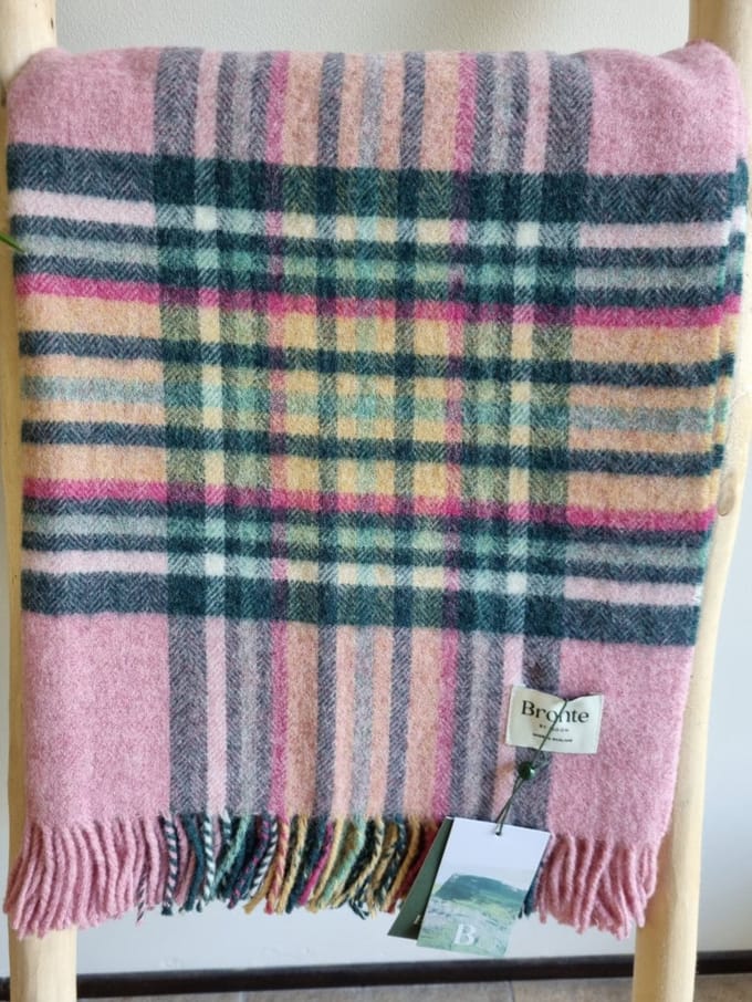 Wollen Plaid - ST.IVES Pink (Merino) 140x185cm - Bronte x Plaids.shop