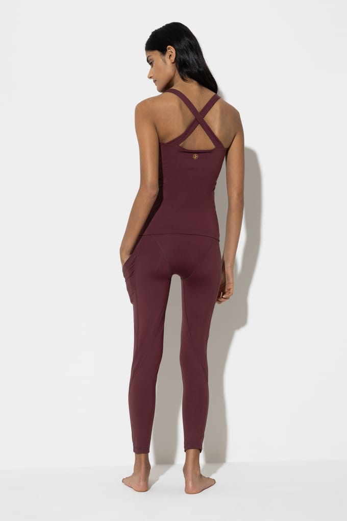 Top Serie Strechable Kumkum Red