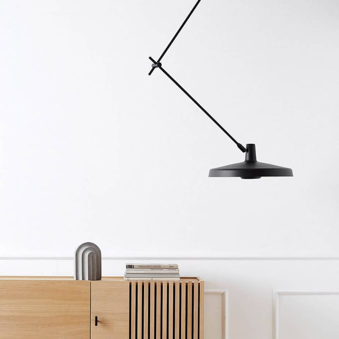 GRUPA Arigato Deck 1-lamp 140cm Ø45cm zwart