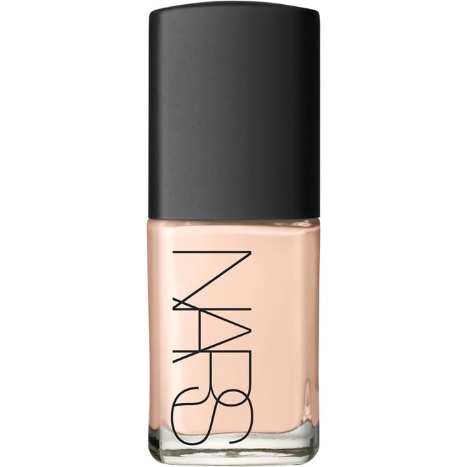 NARS Cosmetics Sheer Glow Foundation (Verschillende Tinten) - Oslo
