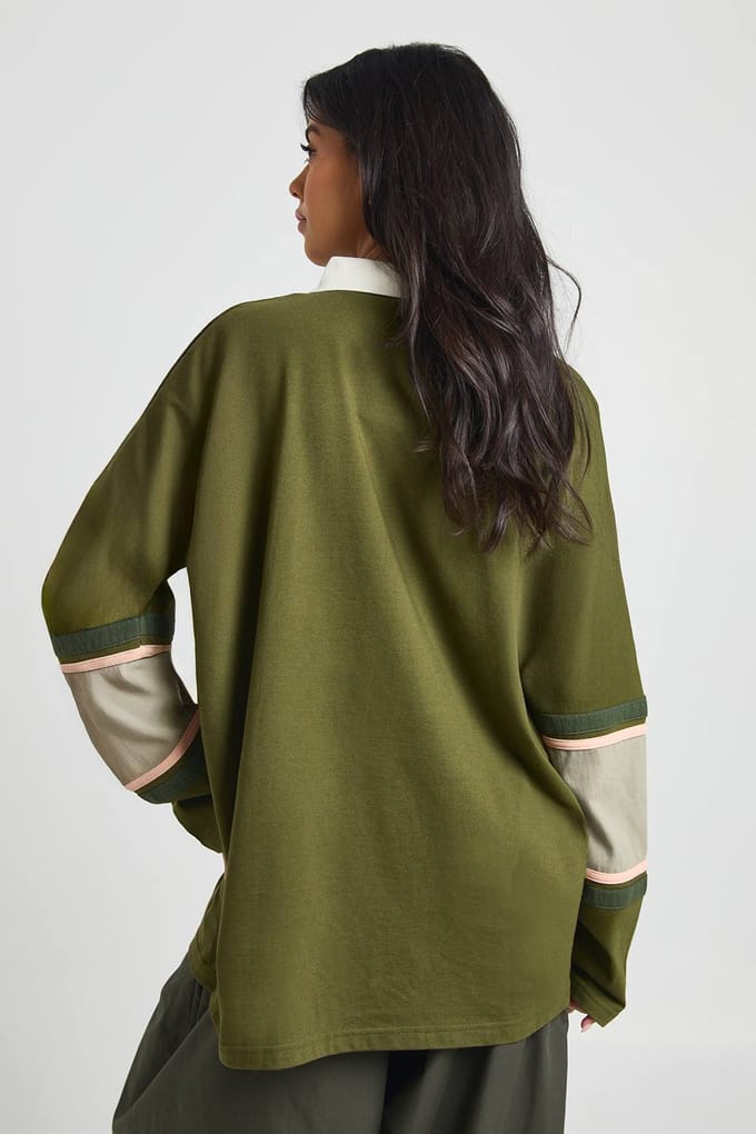 boohoo Dames Varsity Grafische Voorkant Contrast Rugby Top | Olijf | Maat: 38
