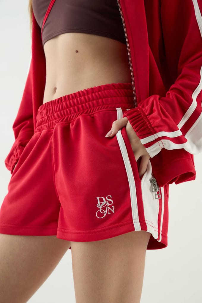 Dames Dsgn Studio Tricot Short Met Zijstreep | Red | Maat: Medium