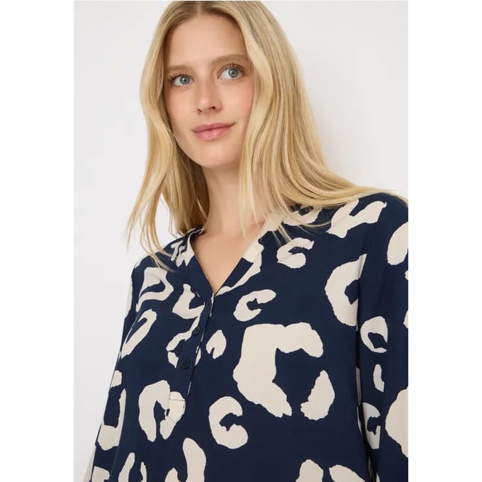 Gedessineerde blouse