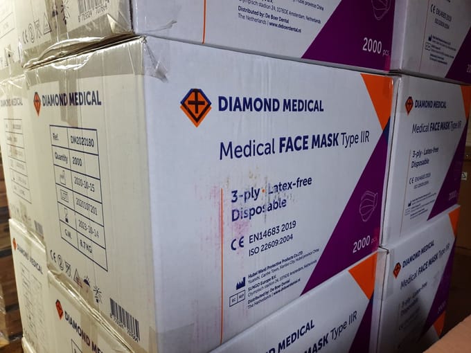 Diamond Medical - Medische mondkapjes type 2R - 2000 stuks - Type IIR - Blauw