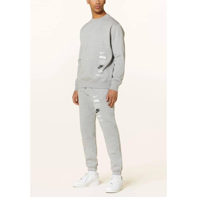 Nike Club Fleece Plus klein logo trainingspak in heather grijs