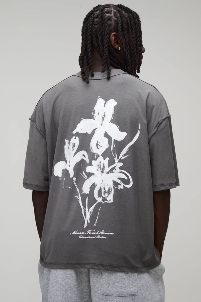 Antraciet Oversized Boxy T-shirt Met Bloemenprint En Zichtbare Naden | Charcoal | Size Medium
