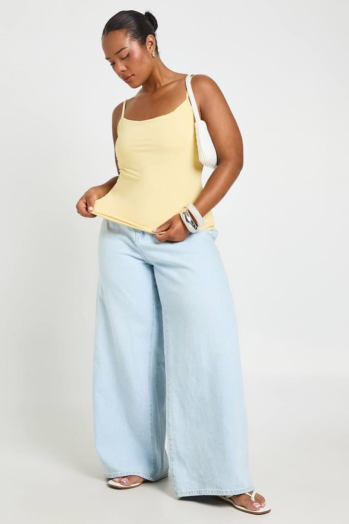 boohoo Dames Plus Second Skin Bandjes Vierkante Hals Hemdje | Citroen | Maat: 46