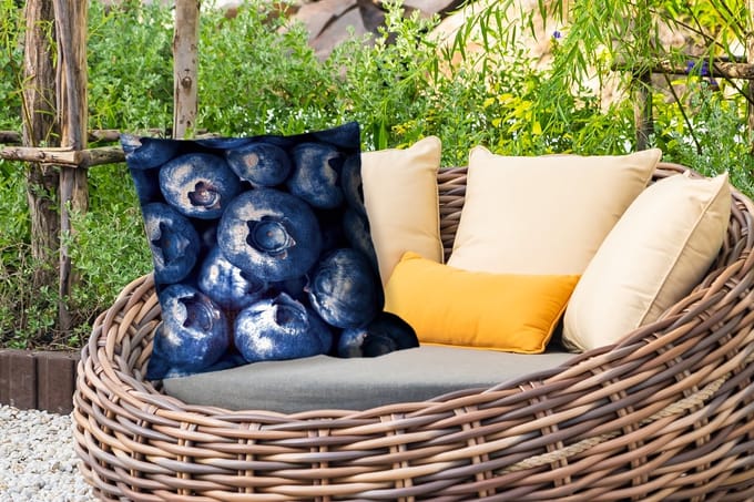 Sierkussen Buiten - Bessen - Blauw - Fruit - 60x60 cm - Weerbestendig