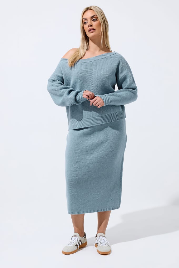 Limited Collection Blauw Gebreide Trui Met Blote Schouders Size 50-52
