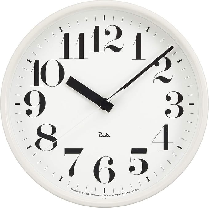 Wandklok Staal Modern Strak Wit Design Tijdloos