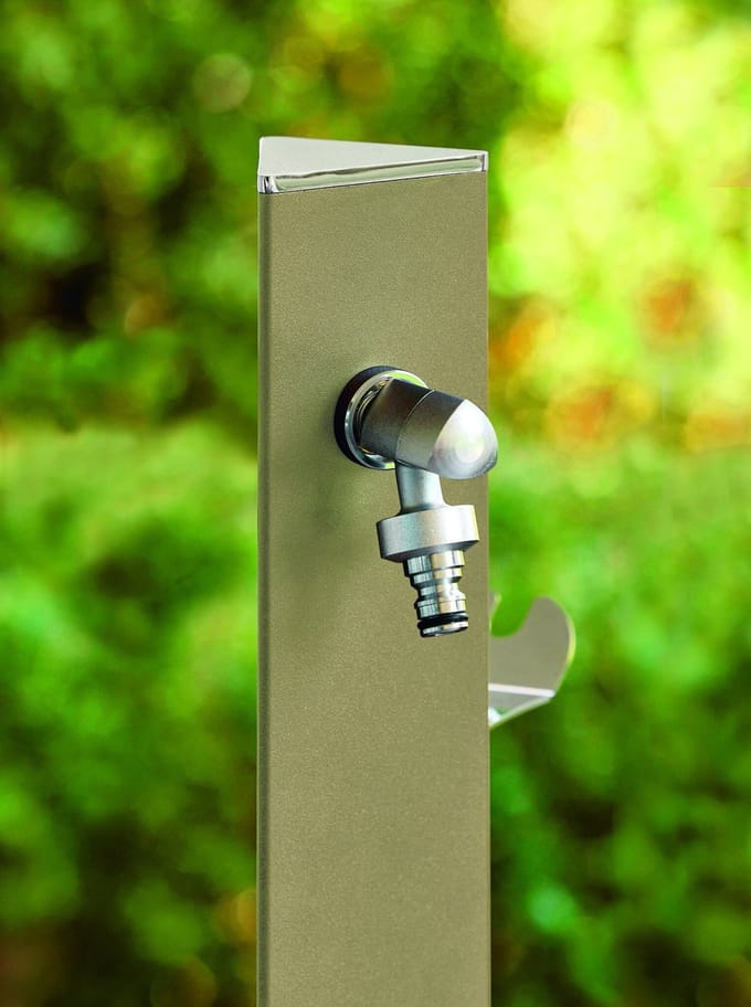 Aquapoint Triangle Dove Green 100CM - L 9CM - Bovengrondse montage