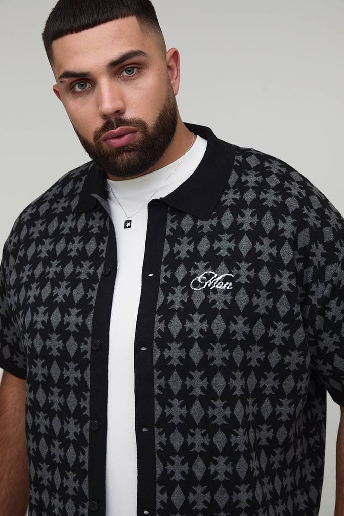 Plus oversized boxy fit jacquard patch gebreide overhemd | Black | Size 2XL
