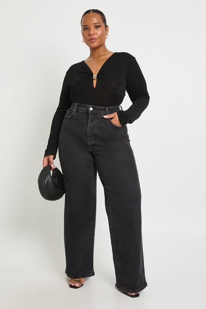 boohoo Dames Plus bodysuit met gouden afwerking en sleutelgat | Zwart | Maat: 48