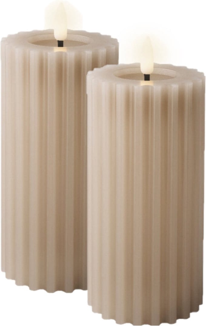 Lumineo Luxe LED kaars/stompkaars - 2x st - lichtgrijs - ribbel - D7,5 x H17,3 cm - timer