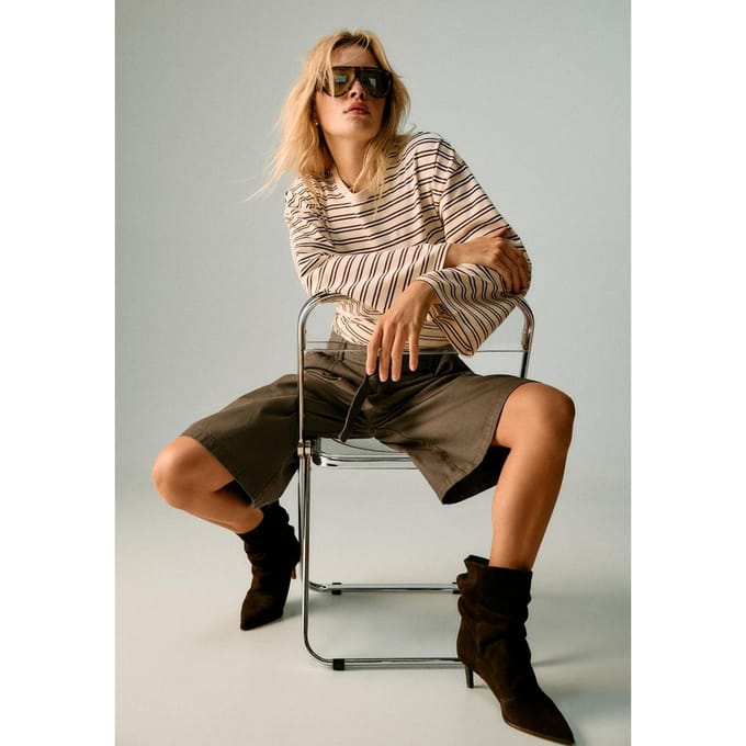 Stradivarius B11 Gestreept T-shirt met lange mouw en getailleerde pasvorm  Vanille M