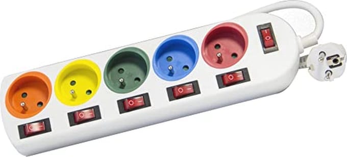 Stopcontact met Schakelaar en USB-poorten