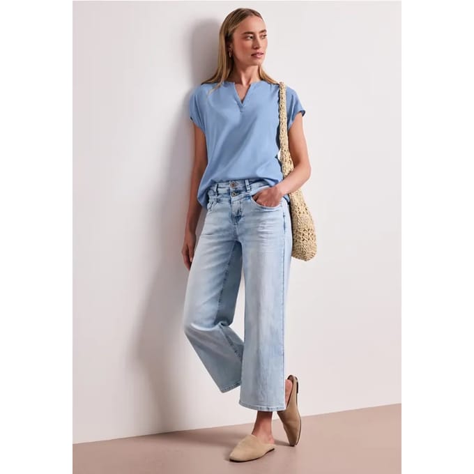 Blouse met losse schouders en gespleten hals