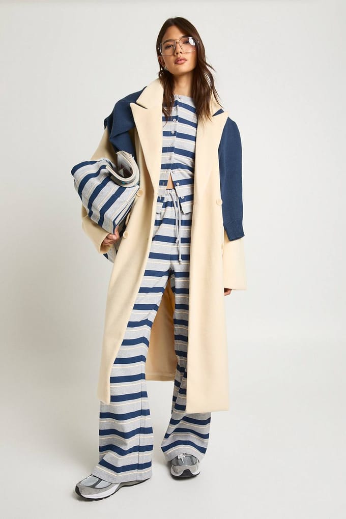 boohoo Dames Maxi Wollen-Look Jas | Butter | Maat: 8