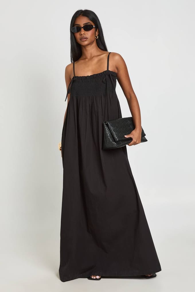 boohoo Dames Maxi Smock Jurk Met Gerimpeld Detail | Zwart | Maat: 42
