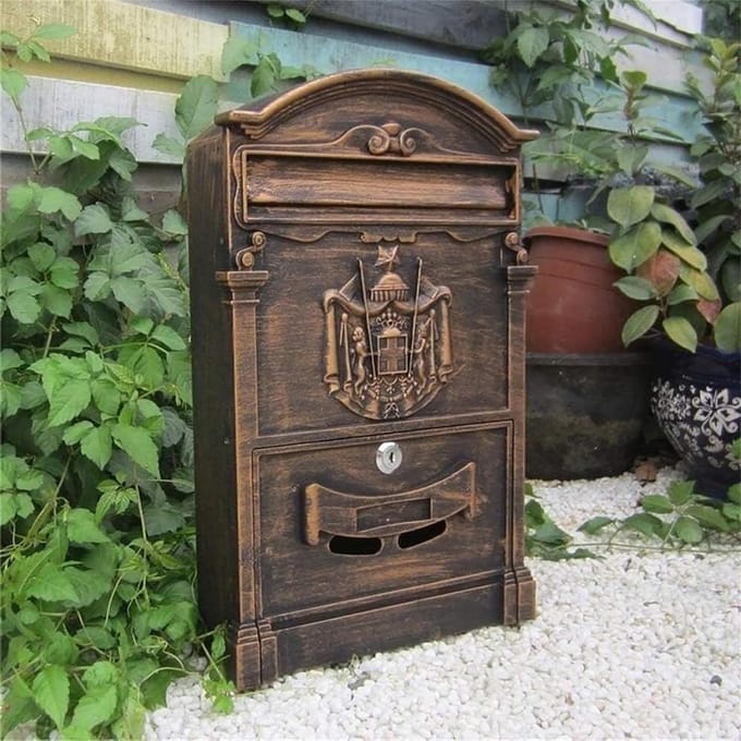 Afsluitbare Brievenbus - Postbox Muur - Veilig Post Ontvangen - Grote Capaciteit - 41x26x9cm - Zilver