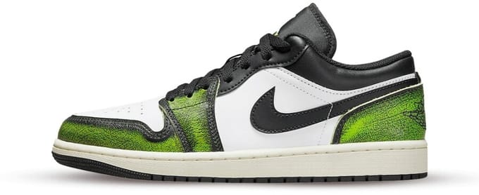 Air Jordan 1 Low Wear Away Electric Green - Maat 42.5