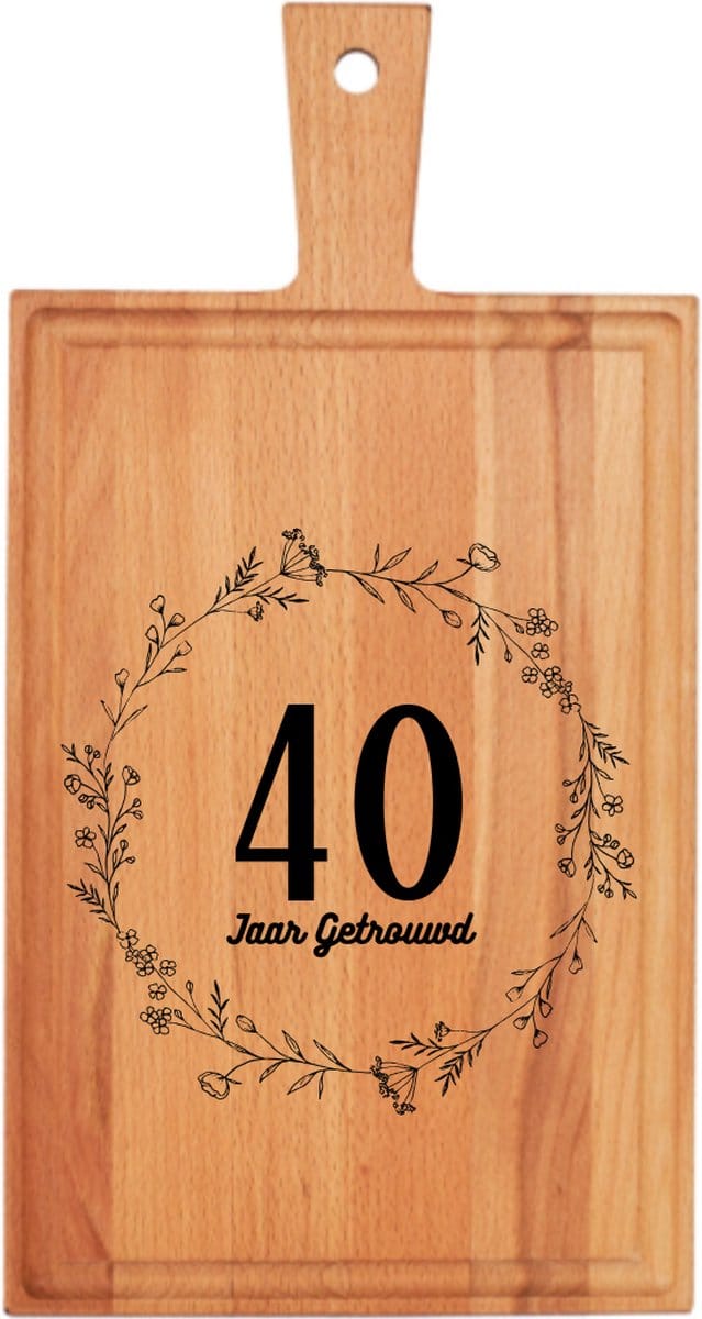 JM Woods - 40 JAAR GETROUWD - Borrelplank met handvat 38 x 20 cm - Serveerplank - Hapjesplank - Kaasplank - Cadeau tip!