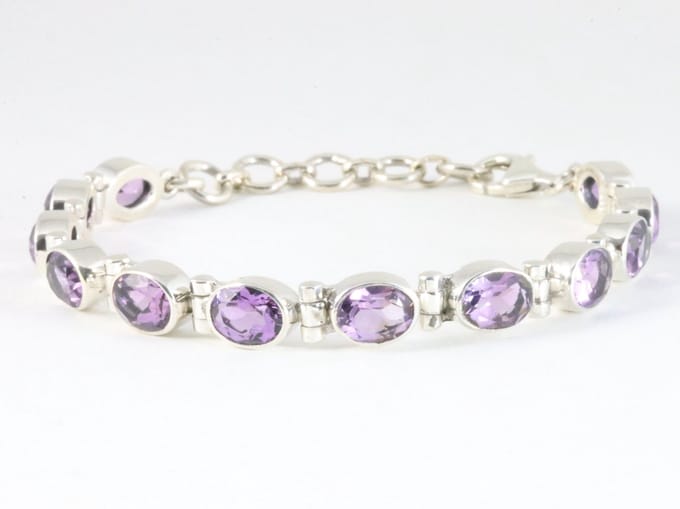 Zware hoogglans zilveren armband met amethist