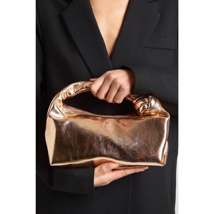 boohoo Dames Metallic Handtas Met Geknoopte Handgreep | Rose Gold