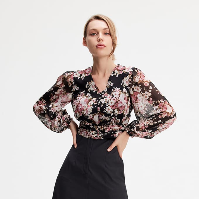 Korte blouse met bloemenprint