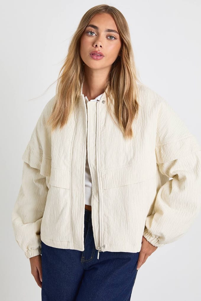 boohoo Dames Textuurrijk kraagloos bomberjack | Creme | Maat: 38